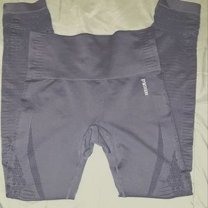 Small Gymshark leggings